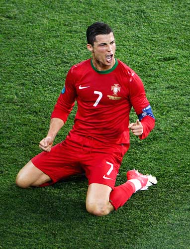 官方：中国国脚王钰栋签约欧洲德语区经纪公司ESM