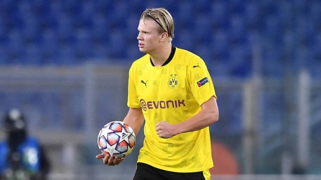 詹姆斯篮下强打稳定胜局