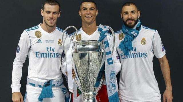 迈阿密国际与温哥华白浪总决赛上演梅西vs穆勒之战，双方实力强劲，看点十足，引发广泛关注。