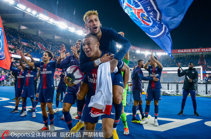 苏超决赛南通队vs泰州队：马宁担任主裁判，李贤成、巴特首发