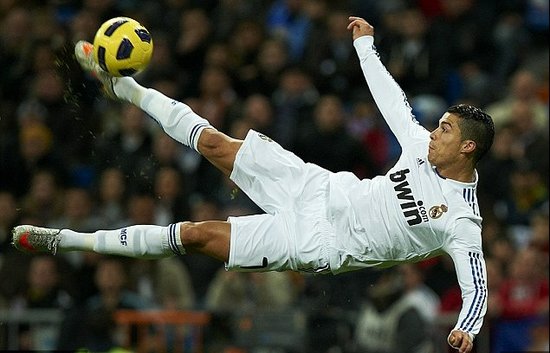 巴萨客场89-79力克红星！克莱本轰22分率队攻陷贝尔格莱德