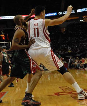 103-102险胜西部第六，杨瀚森隔扣NBA中锋，强势叫板杜兰特